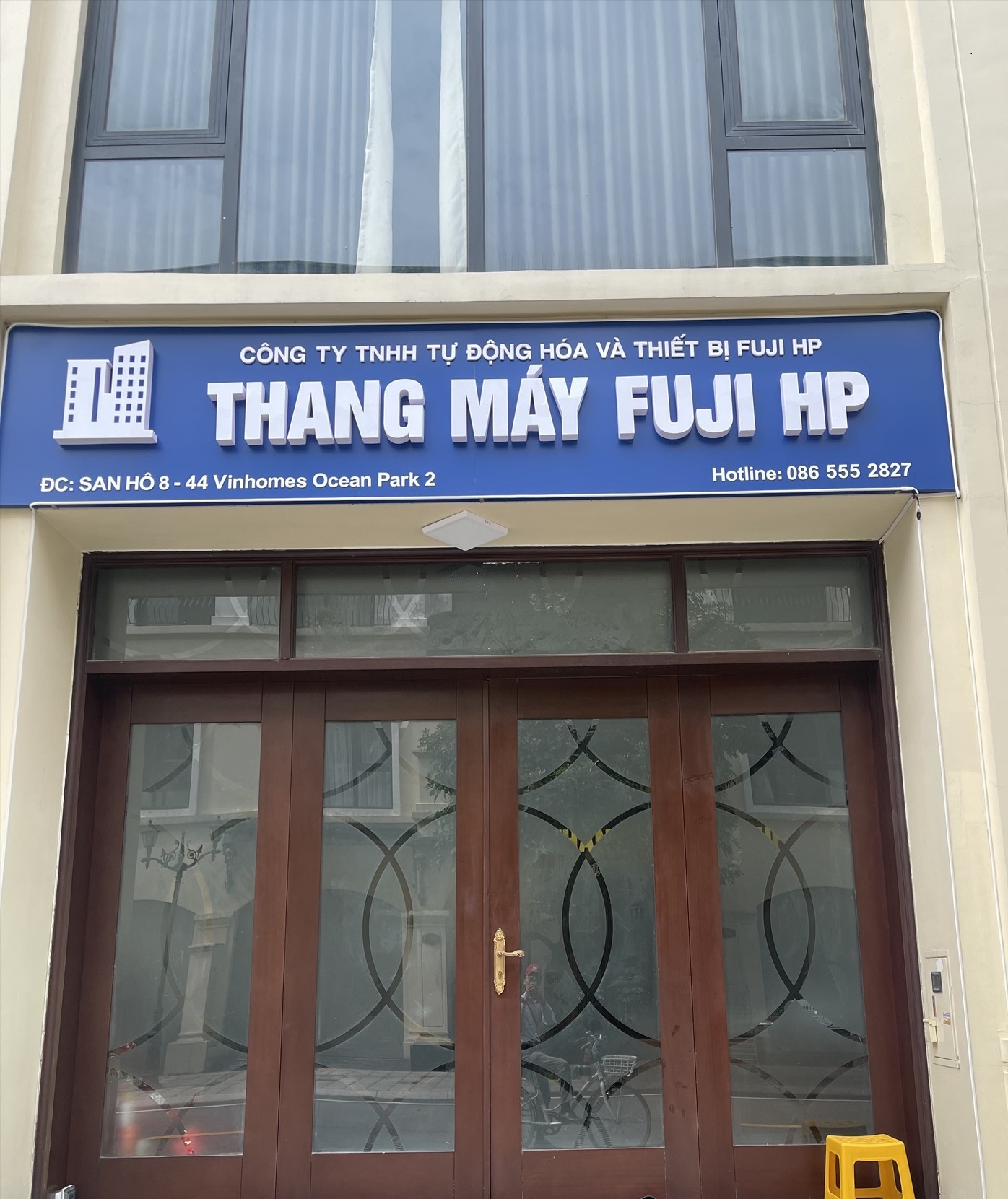 Thang máy FUJI HP