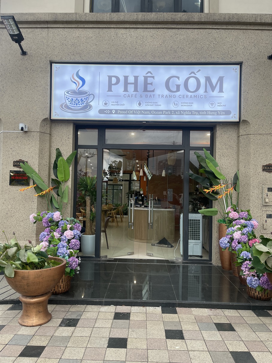Phê Cốm