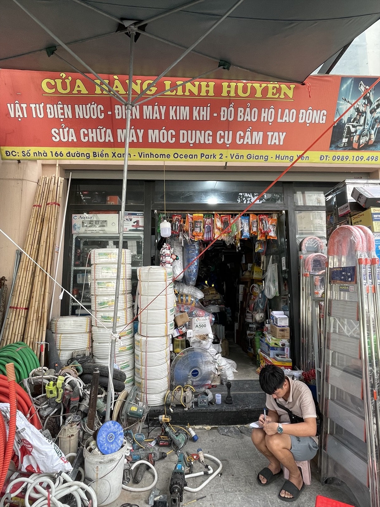 Cửa hàng Linh Huyền