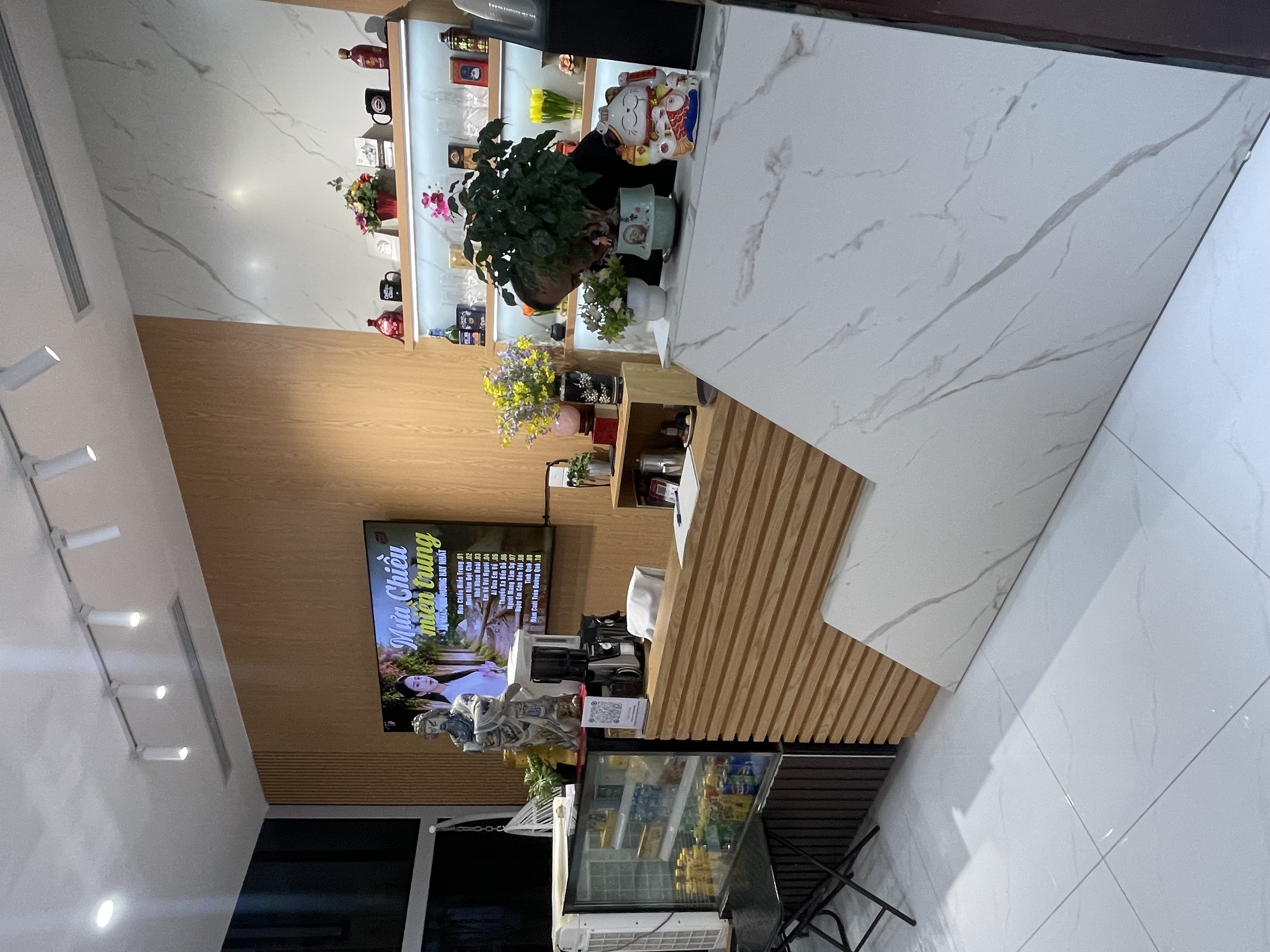 Cafe Hally