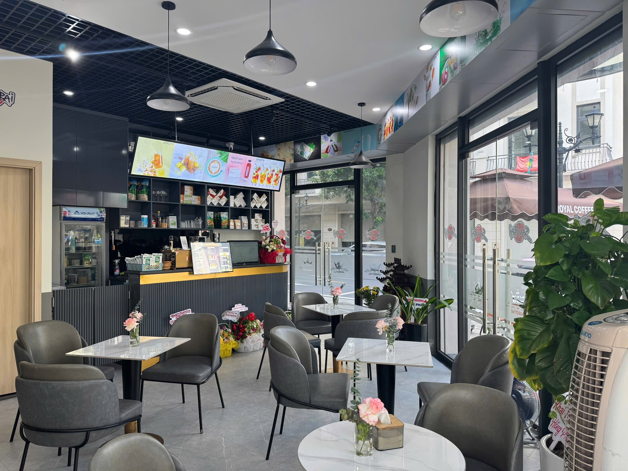 UNIROYAL Coffee