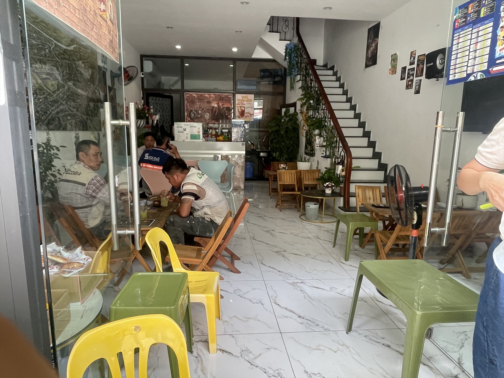 Tea-Cafe 19.69