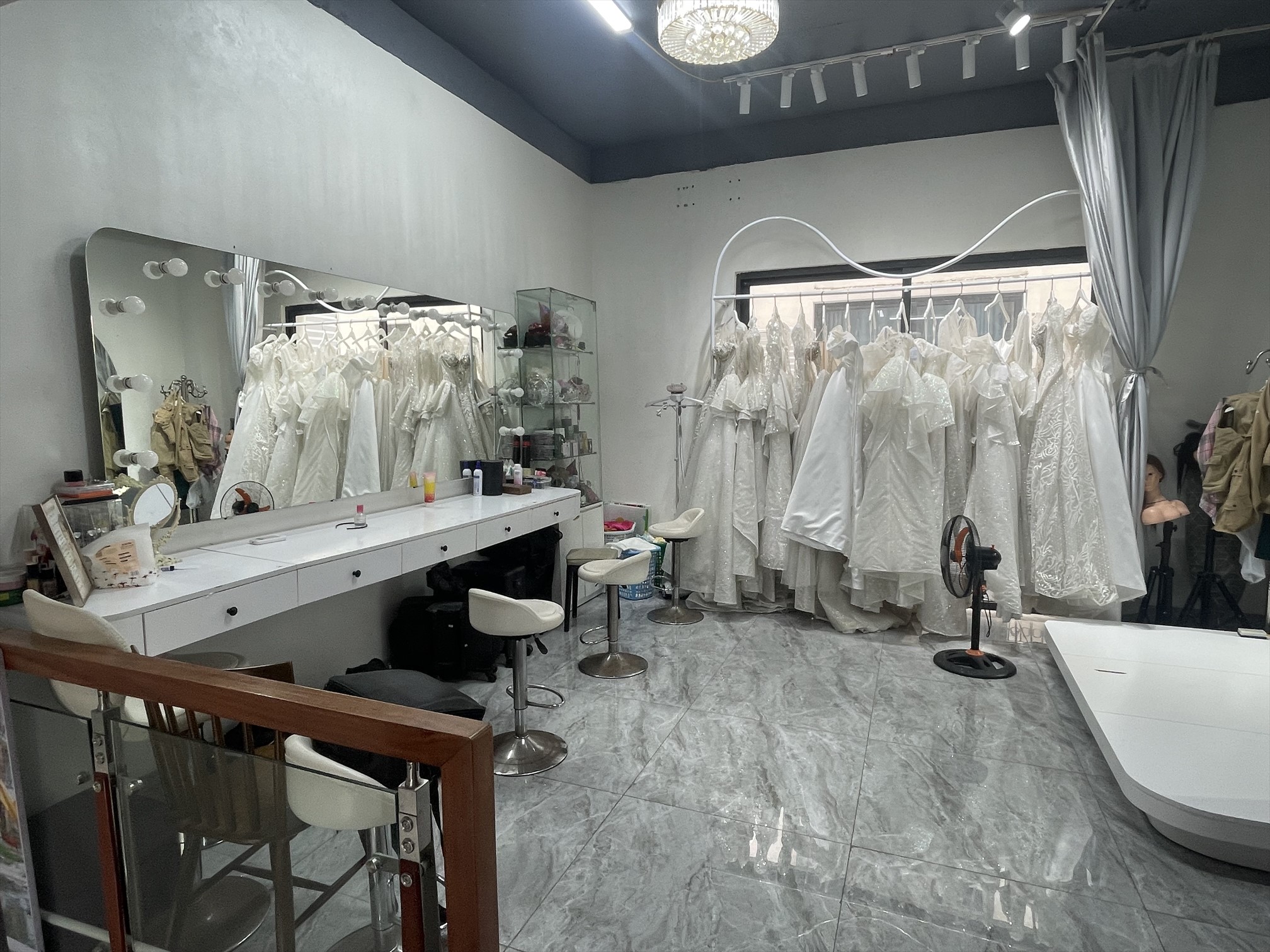 Thúy Tô Studio