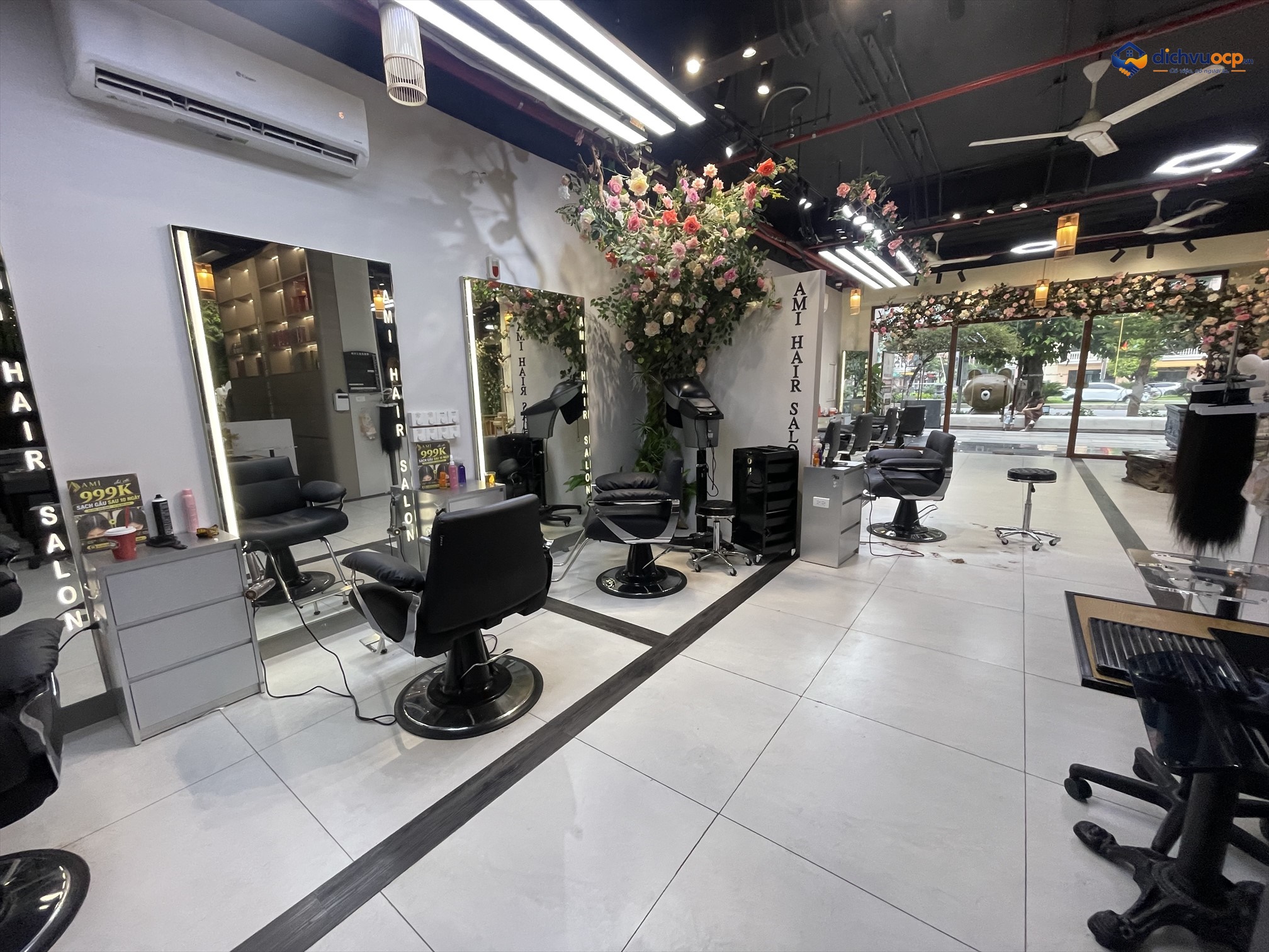 Image 7 of Ami Hair Salon
